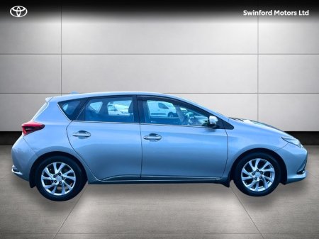 2016 Toyota Auris - photo 3