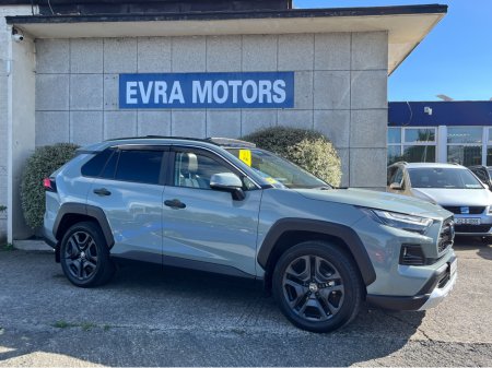 2022 Toyota RAV4 - photo 3