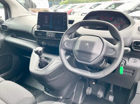 2023 Peugeot Partner - photo 5