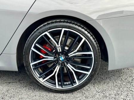 2022 BMW 5-Series - photo 27