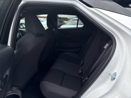 2025 Toyota C-HR - photo 6