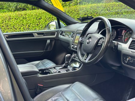 2017 Volkswagen Touareg - photo 8