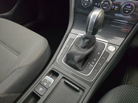 2018 Volkswagen Golf - photo 16