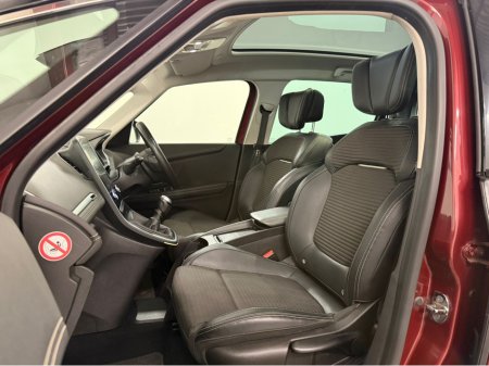 2021 Renault Grand Scenic - photo 5