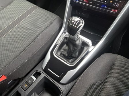 2023 Volkswagen T-Roc - photo 10