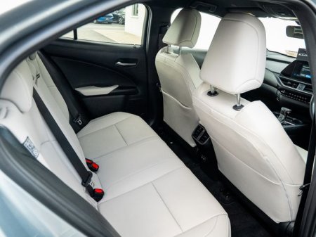 2023 Lexus UX - photo 9