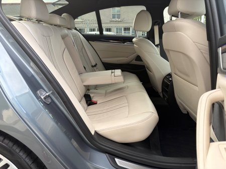 2017 BMW 5-Series - photo 15