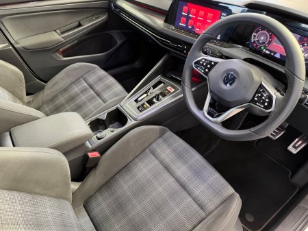 2021 Volkswagen Golf - photo 16