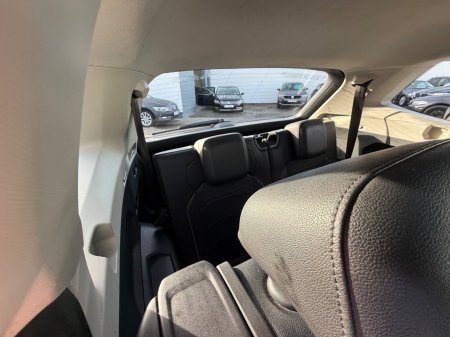 2020 Volkswagen Tiguan - photo 14