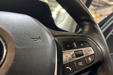 2021 BMW 3-Series - photo 27