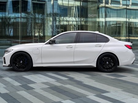 2021 BMW 3-Series - photo 4