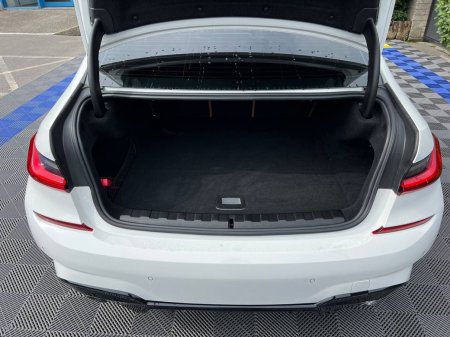 2021 BMW 3-Series - photo 13