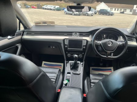 2015 Volkswagen Passat - photo 15