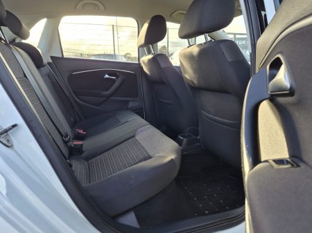 2015 Volkswagen Polo - photo 25