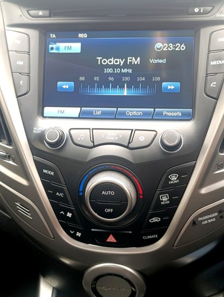 2013 Hyundai Veloster - photo 17