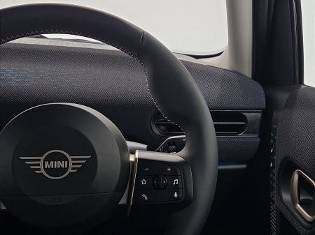 2025 Mini Cooper - photo 18