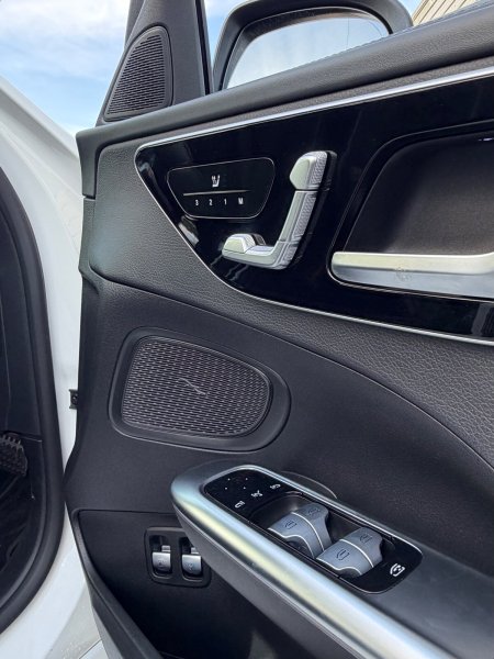 2022 Mercedes-Benz C-Class - photo 16
