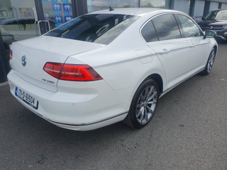 2017 Volkswagen Passat - photo 8