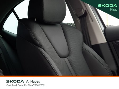 2026 Skoda Octavia - photo 3