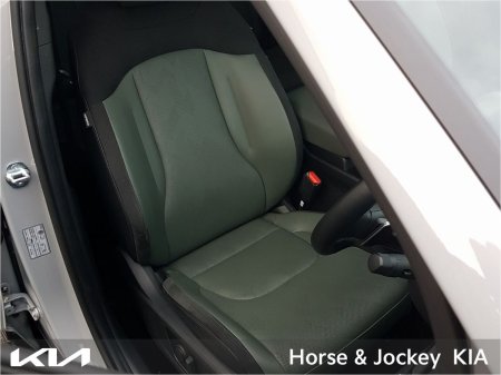 2025 Kia Sportage - photo 18