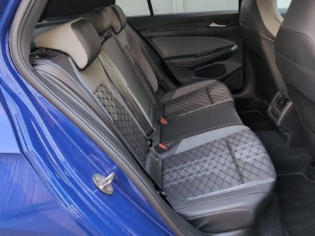 2024 Volkswagen Golf - photo 10