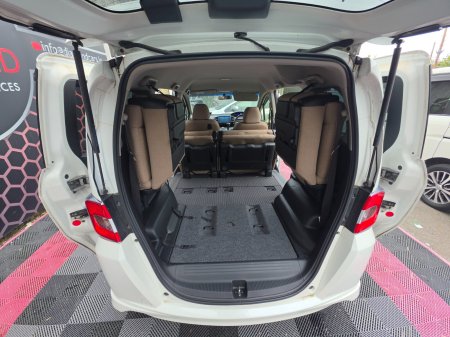 2015 Honda Freed - photo 13