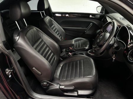 2012 Volkswagen Beetle - photo 17