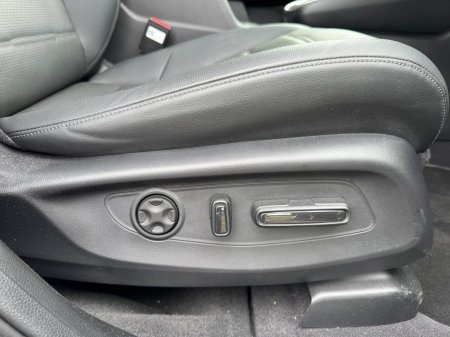 2025 Honda CR-V - photo 13