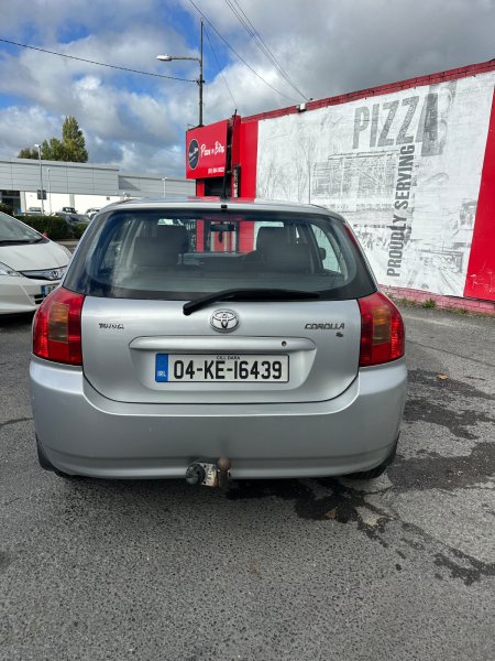 2004 Toyota Corolla - photo 13