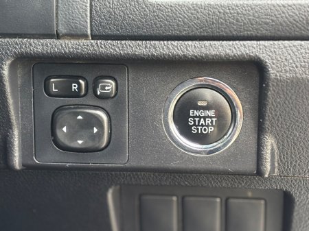 2017 Toyota Land Cruiser - photo 17