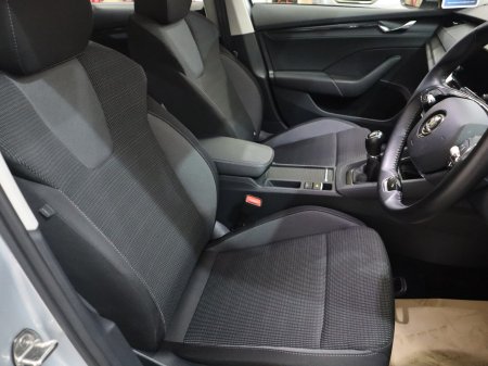 2023 Skoda Octavia - photo 23