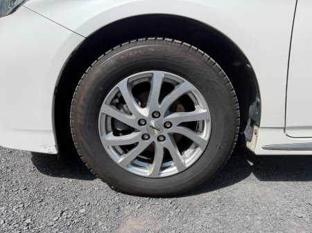 2014 Toyota Prius - photo 6