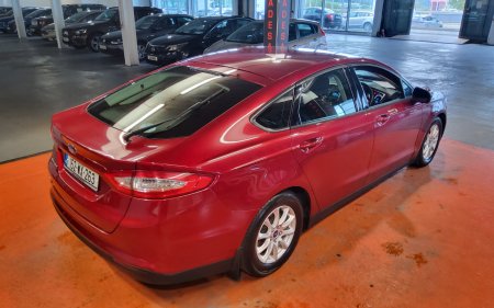 2015 Ford Mondeo - photo 2