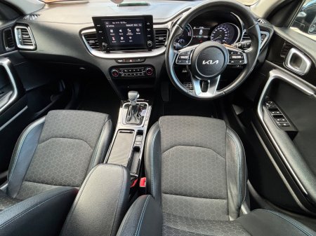 2023 Kia XCeed - photo 25