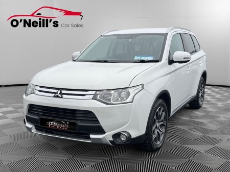 2015 Mitsubishi Outlander 2.2 DI-D 150PS 6MT 4WD 7-Seater Intense