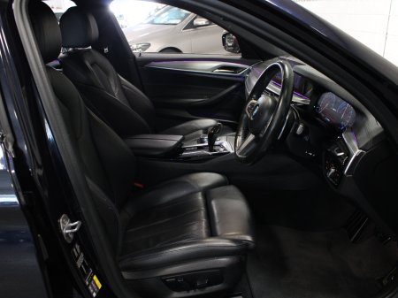 2019 BMW 5-Series - photo 26