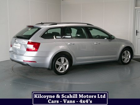 2020 Skoda Octavia - photo 7