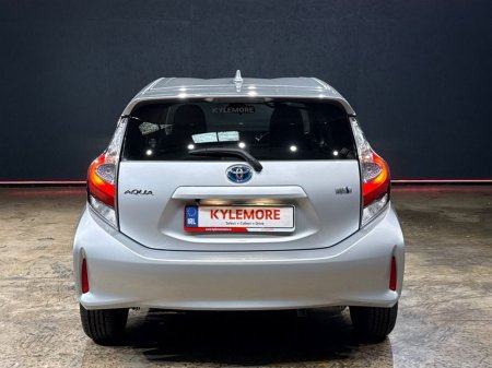 2019 Toyota Aqua - photo 4
