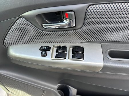 2012 Toyota Hilux - photo 6