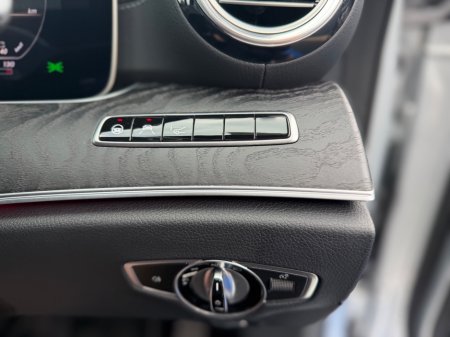 2019 Mercedes-Benz E-Class - photo 23