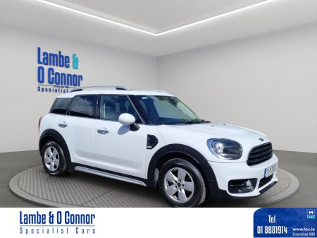 2017 Mini Countryman 2.0d COOPER  *** WHITE **** ALLOYS **** SAT NAV **** CRUISE CONTROL **** ALLOYS **** SERVICE HISTORY