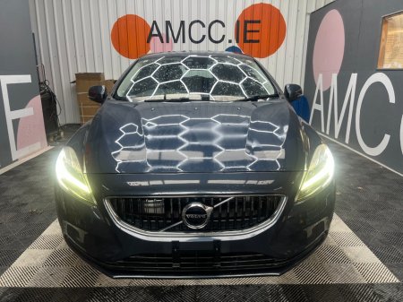 2018 Volvo V40 - photo 2