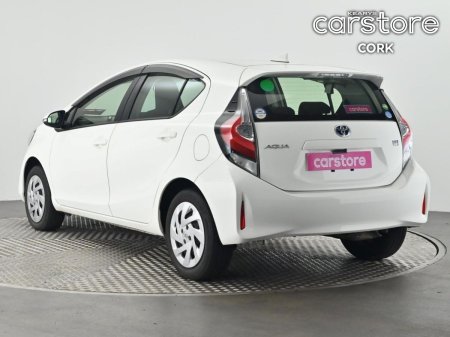 2021 Toyota Aqua - photo 3