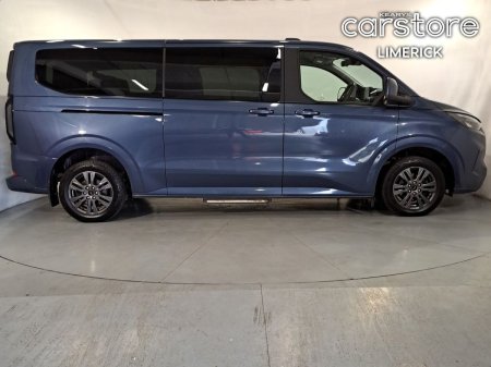 2024 Ford Tourneo Custom - photo 2