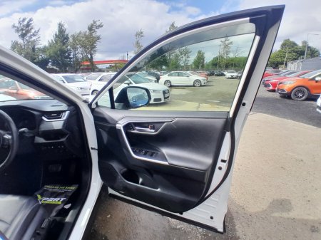 2021 Toyota RAV4 - photo 11
