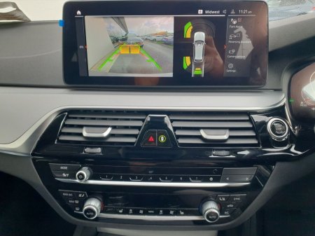 2024 BMW 5-Series - photo 19
