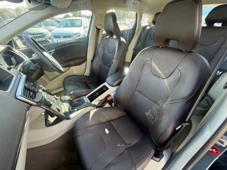 2014 Volvo V40 - photo 17