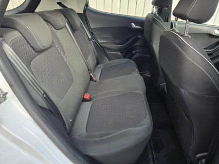 2018 Ford Fiesta - photo 14