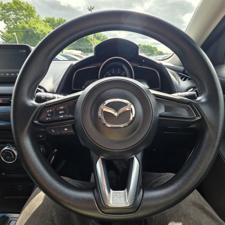 2016 Mazda Demio - photo 19