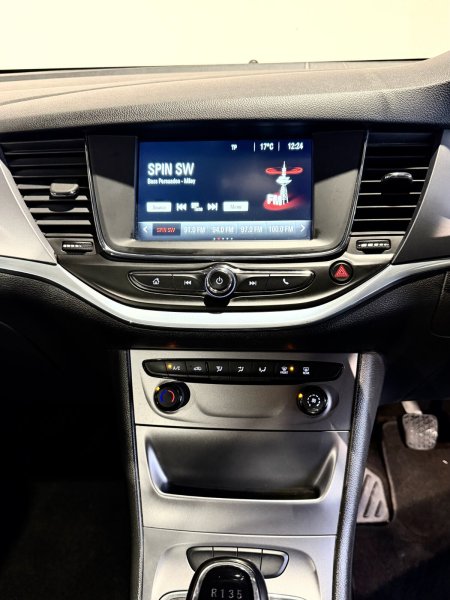 2017 Opel Astra - photo 12